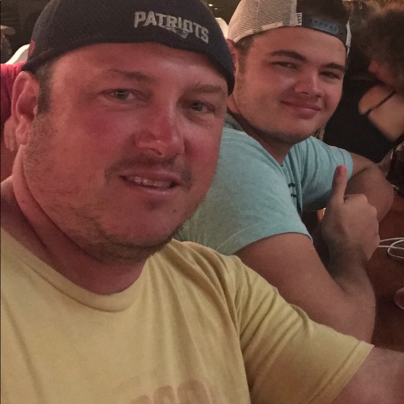 Meet your Posher, Richard - Picture 1 of 1